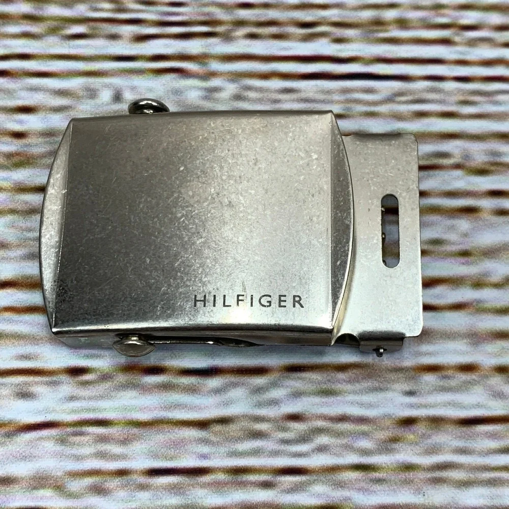 Tommy Hilfiger Belt Buckle Silver-Tone Metal Rectangular‎ Slide Closure